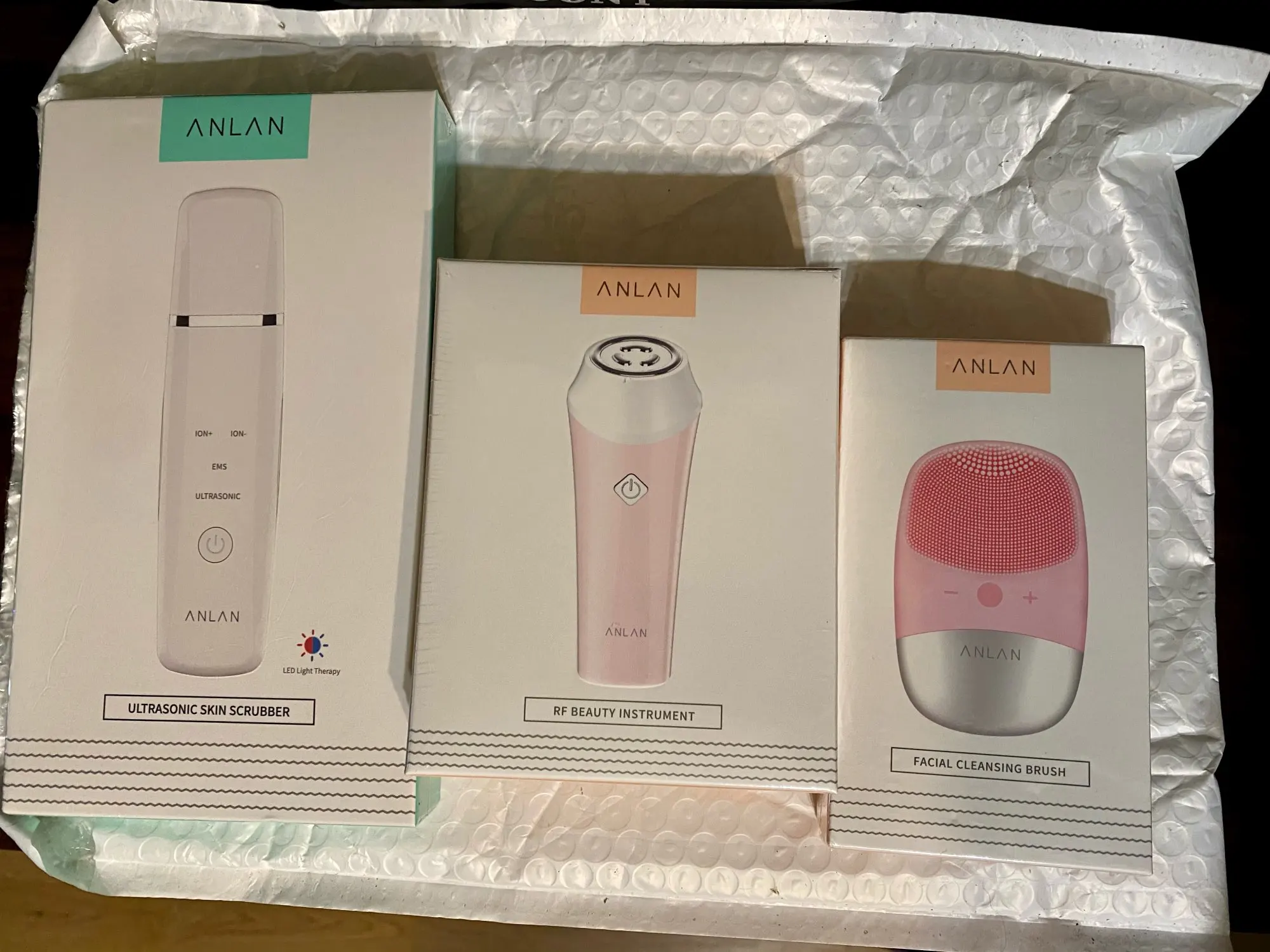 Отзыв о товаре ANLAN rf лифтинг аппарат массажер для лица микротоки для лица рф лифтинг аппарат RF Устройство для красоты RF лифтинг для лица радиочастотная мезотерапия для лица омоложение кожи лифтинг укрепляющее удаление морщин от пользователя A***a