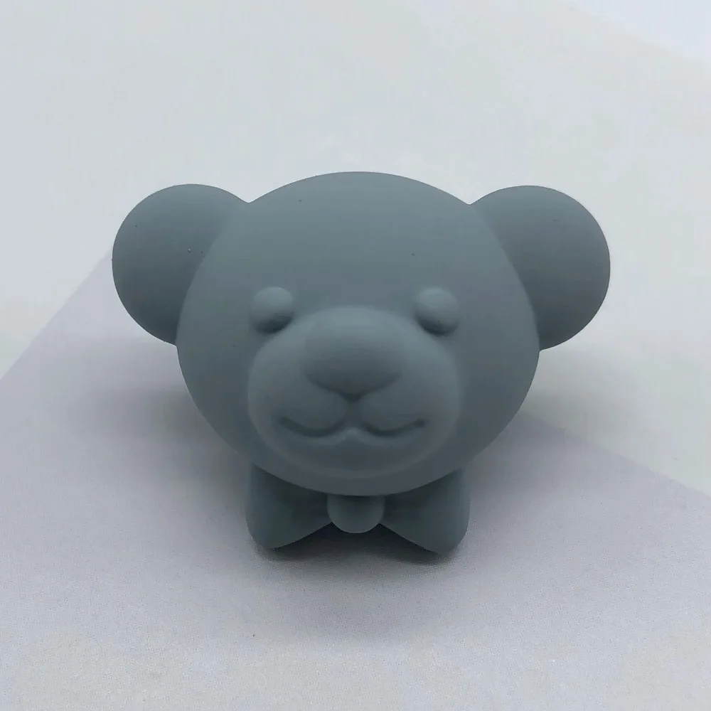 小熊蓝灰色