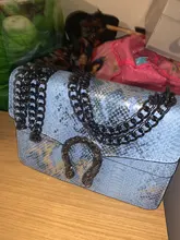 Bolso de hombro para mujer, bolsa de compras de otoño e invierno, diseño de serpiente a la moda, de alta calidad, descuento