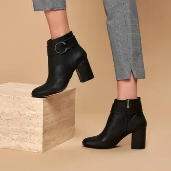 

FLO 19K-352 Black Women Boots BUTIGO