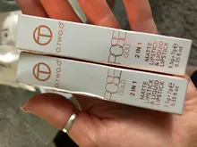 O.TWO.O 2 en 1 mate lápiz labial líquido y Mate brillo de labios maquillaje hidratante de larga duración impermeable de terciopelo lápiz labial de Color