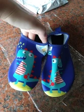 Zapatos de playa para niños y bebés antideslizantes, zapatilla de suela suave, de natación y esnórquel, para casa