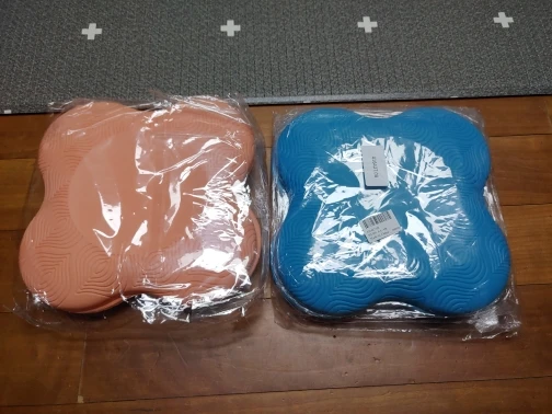 Ergonomic Yoga Workout Knee Pads photo review