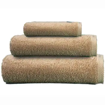 

Juego de Toallas 550 Grms 3 Piezas (Toalla ducha, Lavabo/Mano, Tocador) 100% Algodón PeinadoADP Home