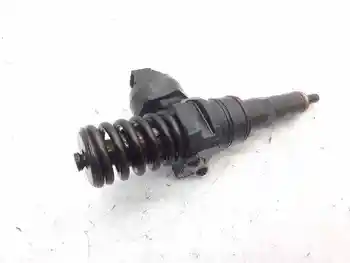 

038130073AN injector AUDI A6 saloon (4B2)
