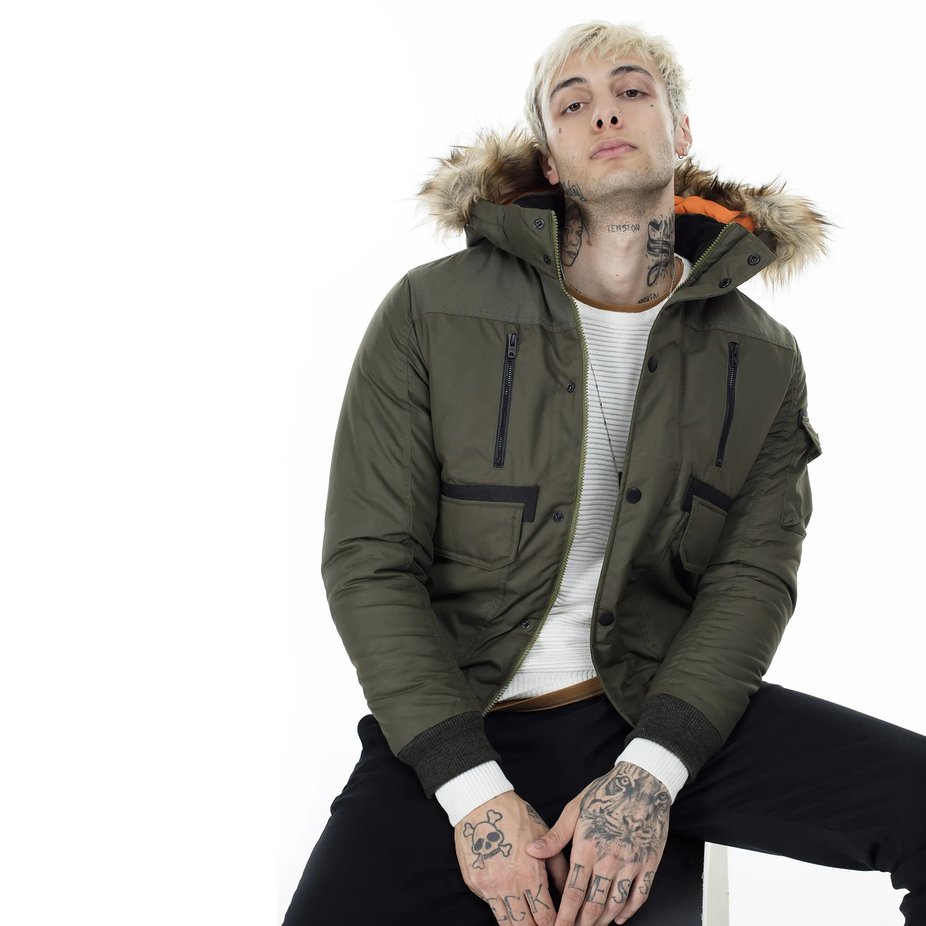 Jack& Jones пальто из водонепроницаемого материала 12156094 - Цвет: Оливковый
