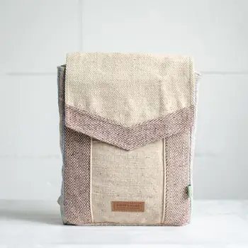 

Backpack of hemp сваямбу, Red