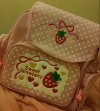 Mochila con bordado de fresa para niñas, Bolsa Escolar rosa, regalo de cumpleaños, 2020, dibujos animados japoneses nuevos