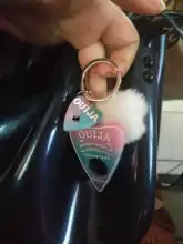 Ouija-Llavero con forma de pompón de resina para mujer, llavero de mano con bola de inflado, artesanía de tablero Punk, 1 unidad