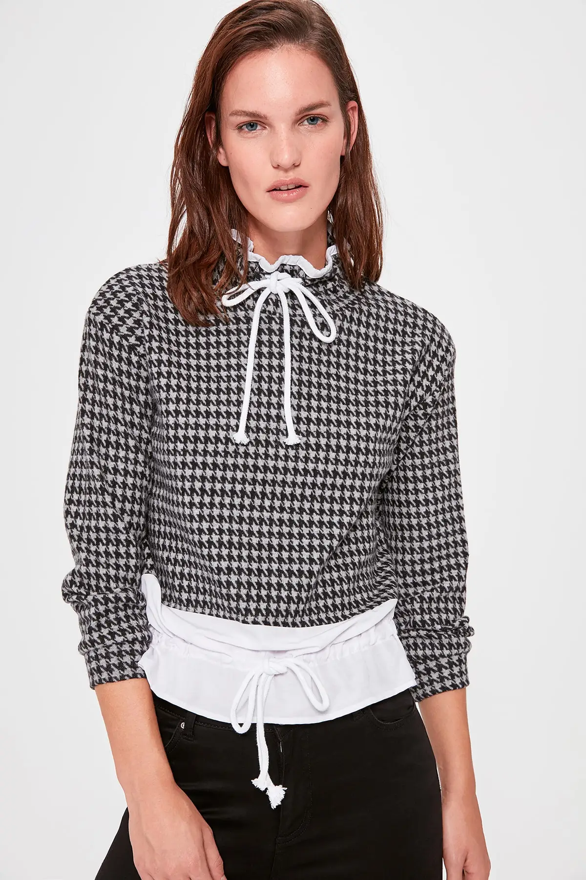 

Trendyol Crowbar Patterned Knitted Sweatshirt TWOAW20SW0178