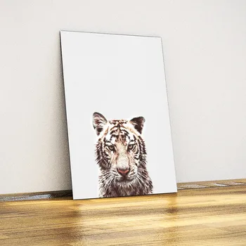 

Tiger-Decorative Metal Table