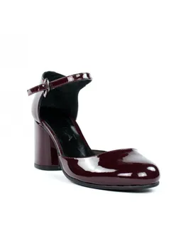 

Burgundy shoes patent leather. hz14