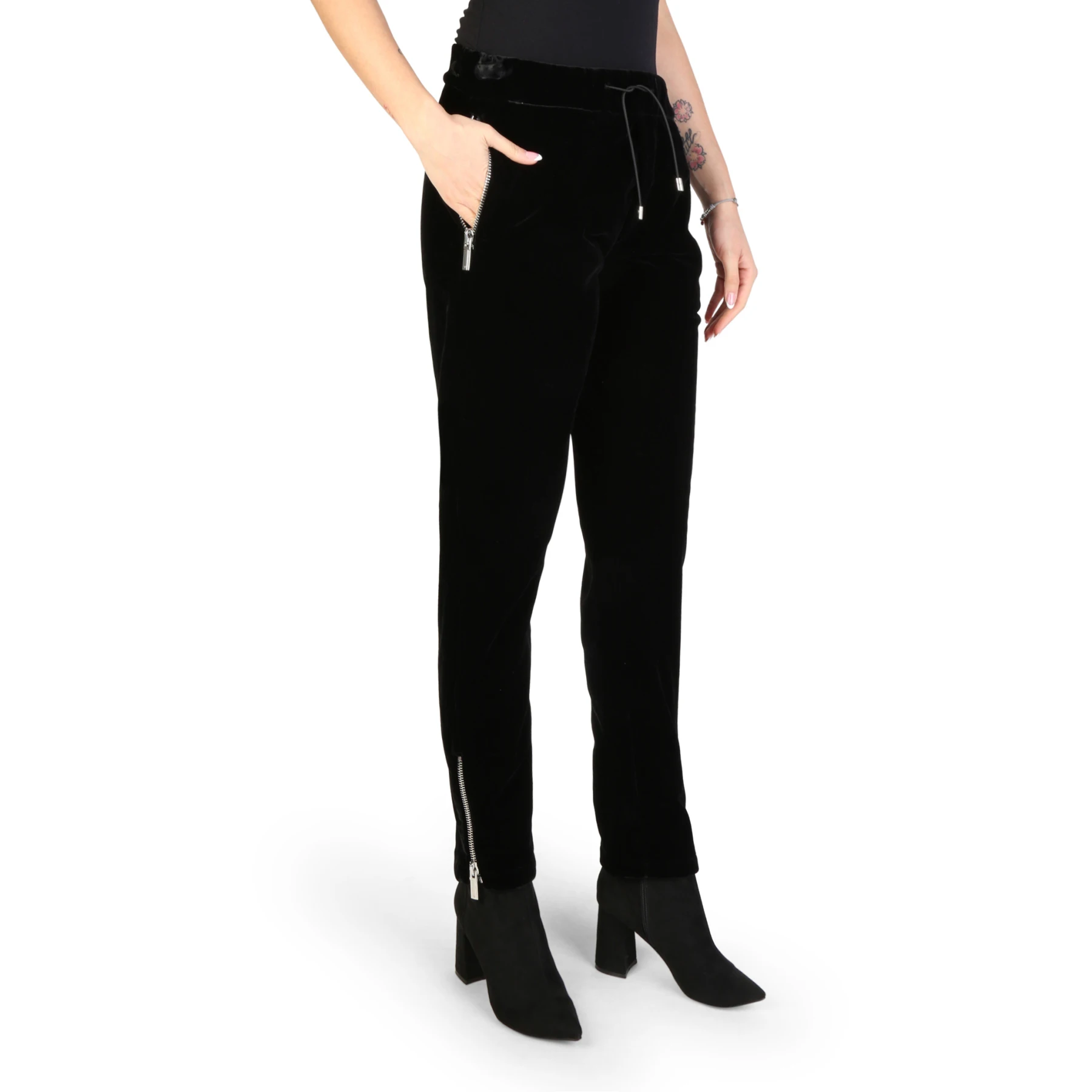 Emporio Armani S1P03J_S11QJ женский, черный 97223. Цвет: черный, размер: XXLEmporio Armani8059290416048