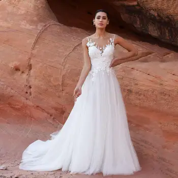 

Boho Wedding Gown Appliqued Lace Sheer Scoop Neckline Sleeveless Lace And Tulle Train Bride Dress 2019 vestido de novia