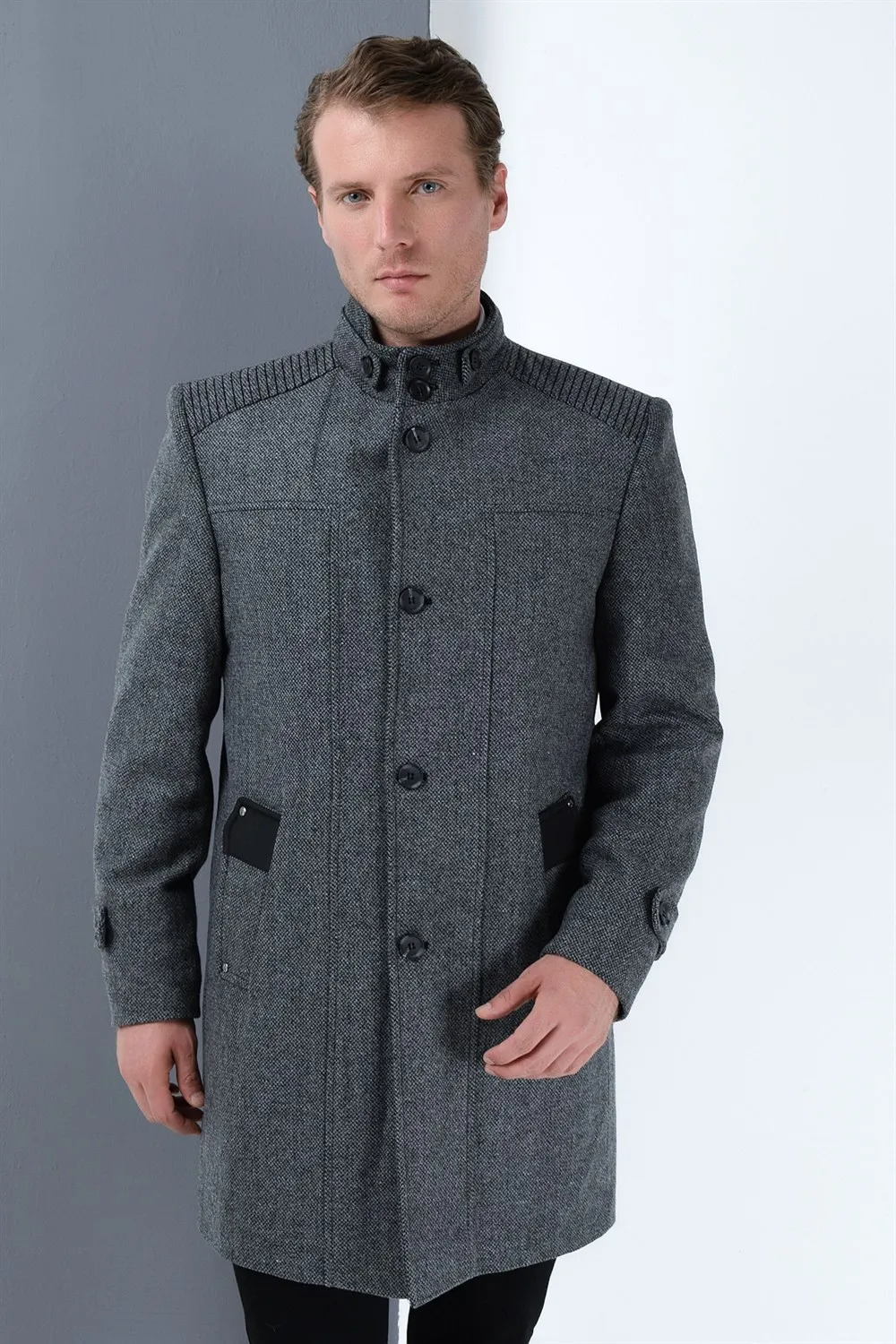 PLT8385 Пальто DEWBERRY-серый с рисунком