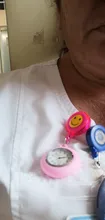 Reloj de bolsillo con cara sonriente para enfermera, cronógrafo de cuarzo, creativo, de acero inoxidable, cuerda retráctil, colorido