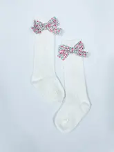 Calcetines con lazo Floral para niñas pequeñas, medias largas de algodón suave hasta la rodilla para bebés, Estilo Princesa a rayas para niños de 0 a 5 años