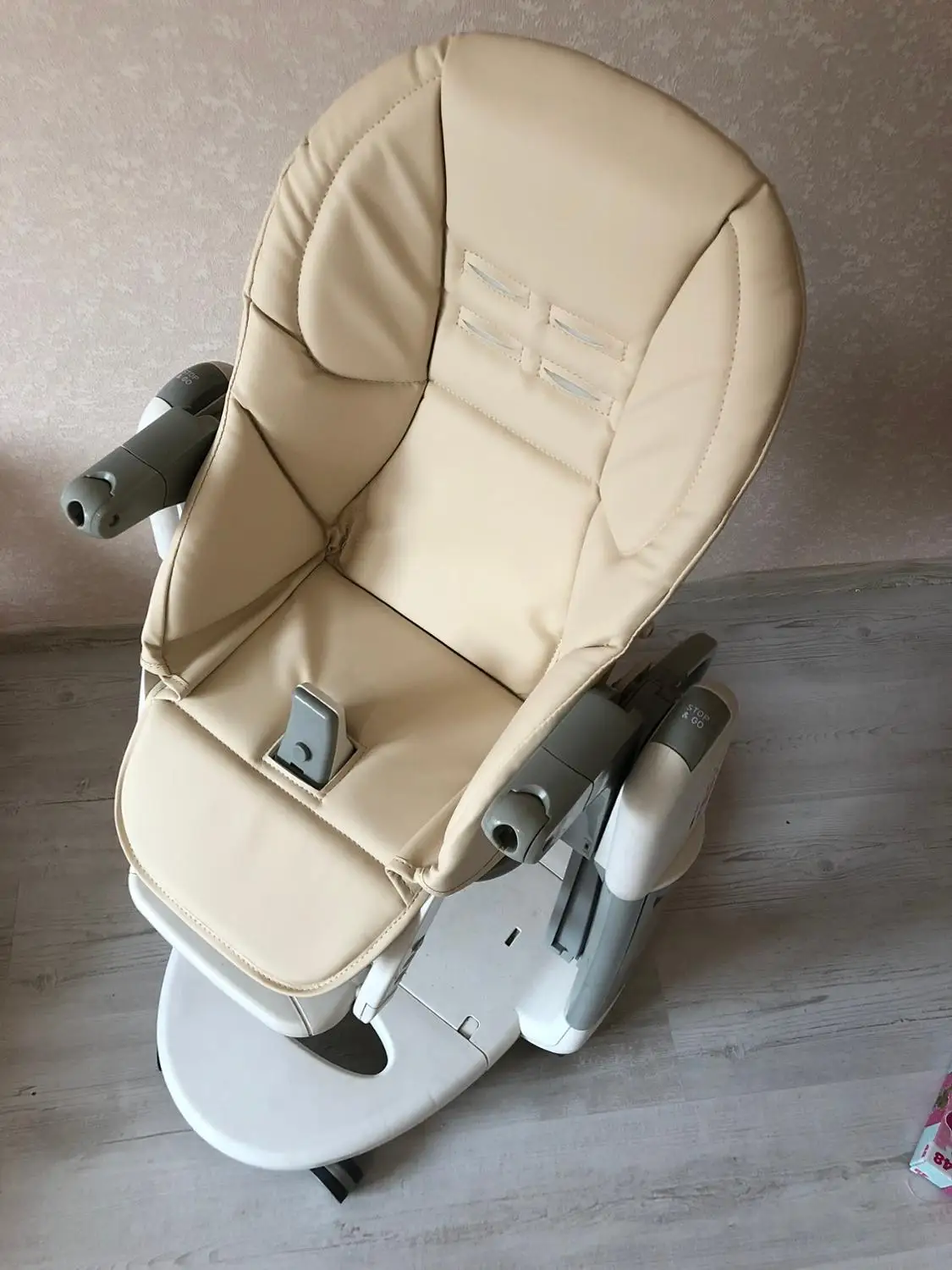 Сменный чехол из экожи на стульчик для кормена pegperego tatamia