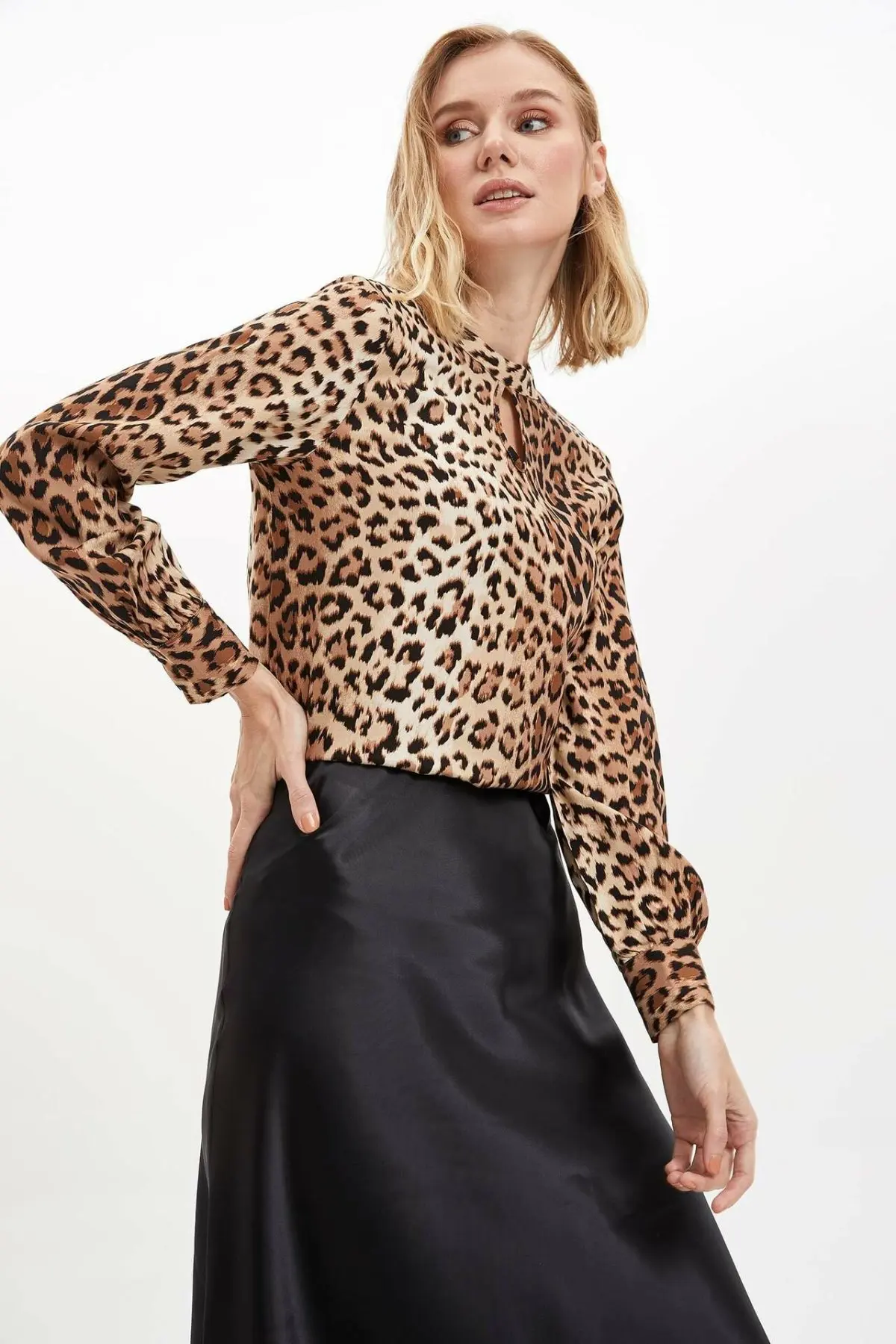 

DeFacto Woman Autumn Leopard Chiffon Blouse Women Casual Top Shirts Female Sexy Long Sleeve Blouse-M7770AZ19AU
