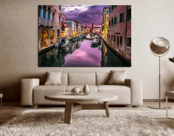

City View Canvas Print