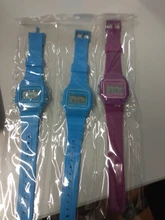 BDM - Reloj clásico Casiopea Original para hombre mujer, niña o niño de pulsera digital con alarma. Un regalo vintage.