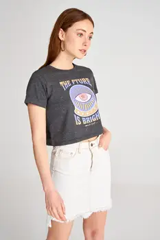 

Trendyol Glitter Printed Crop Knitted T-Shirt TWOSS20TS0722