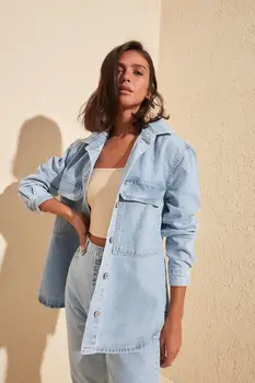 

Trendyol-Flushing Denim Jacket TWOSS20CE0041