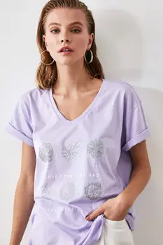 

Trendyol Embroidered Boyfriend Knitted T-Shirt TWOSS20TS1527