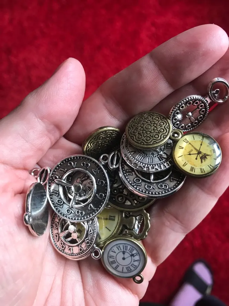 10pcs Random Mixed Clock Watch Face Charms Alloy Necklace Pendant