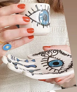 

Handmade coarse pottery ceramic evil eye beaded Fatima's hand hamse authentic coffee cup and saucer creative high quality teacup