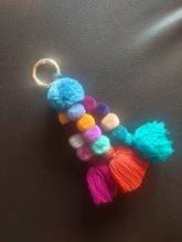 Llavero hecho a mano con cuentas bohemias, bolsa de mano con pompón, colgante, para regalo de Año Nuevo, 1 unidad