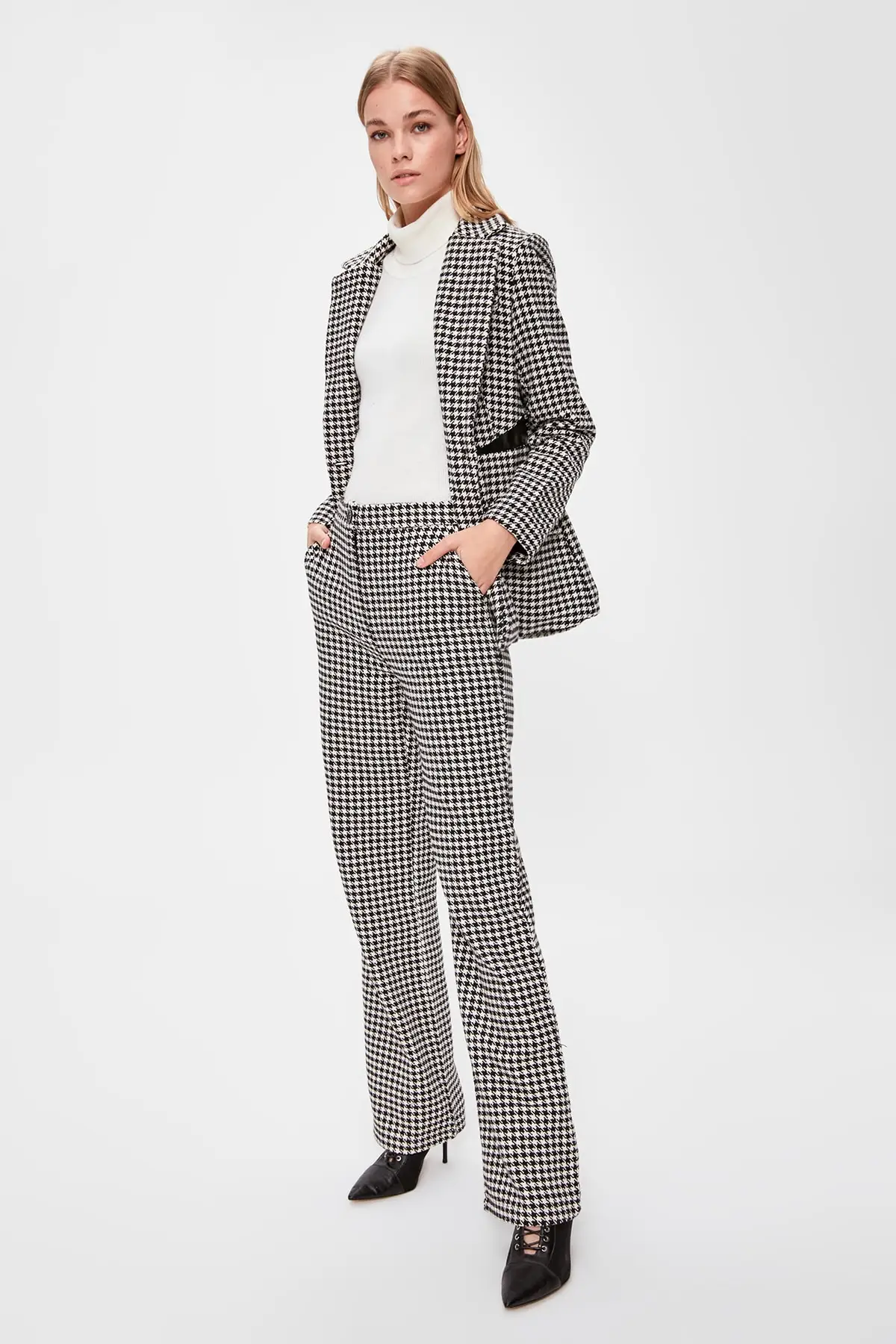 Trendyol брюки «гусиные лапки» TWOAW20PL0384