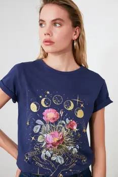 

Trendyol Printed Basic Knitted T-Shirt TWOAW21TS0023