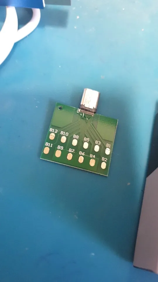 Отзыв о товаре Гибкая док-станция Micro USB для iPhone 6, 7, 8, Android, U2 от пользователя J***o