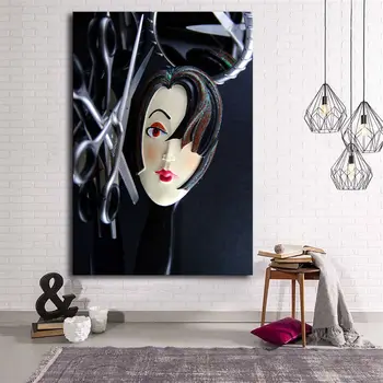 

Human Face Canvas Table