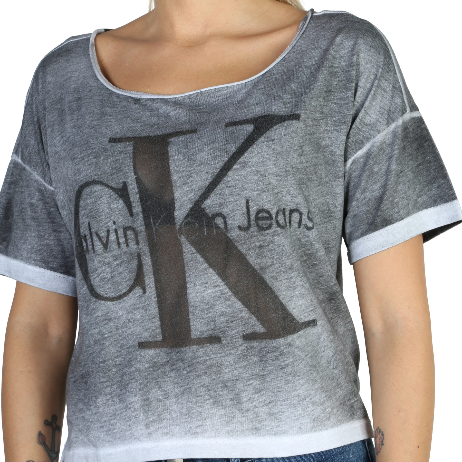 Женские серые 104113 от Calvin Klein J20J200393. Цвет: серый, размер: SCalvin Klein8718934482107