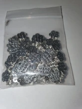 100 Uds. De abalorios de aleación de Metal de dos colores con dos letras, 8x8mm, colgantes para fabricación de joyería artesanal