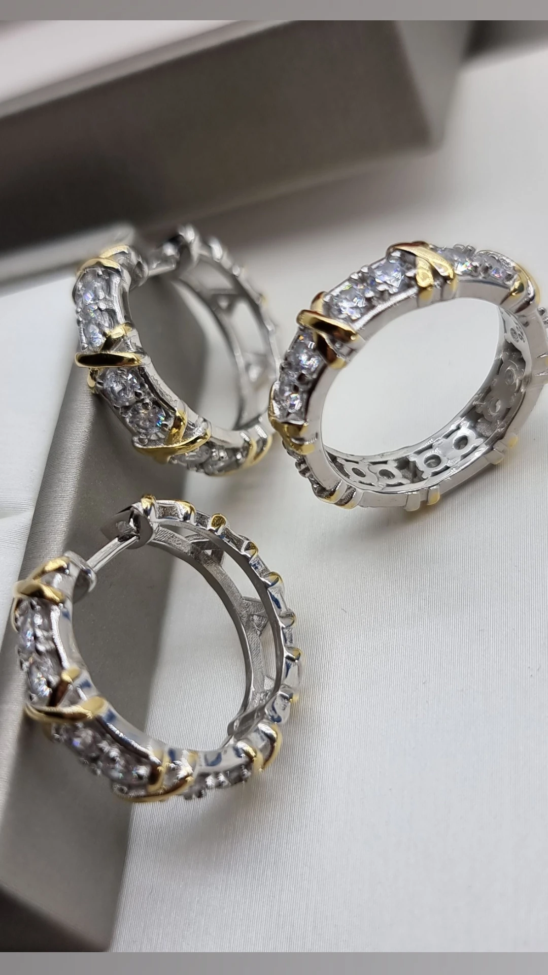 Serebrohasavyurt set Silver 925 sterling silver Congo earrings and ring with zircons
