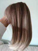 Peluca de cabello sintético con flequillo para mujer, longitud media, color marrón a rubio, resistente al calor, para Cosplay