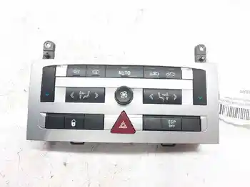 

96573322 PEUGEOT 407 air conditioning controller