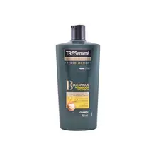 Восстанавливающий шампунь Botanique Macadamia& Wheat TRESemme(700 мл