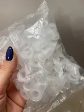 Taza para tinta de tatuaje desechable, tatuaje permanente de silicona de tamaño pequeño y grande, maquillaje de cejas, pigmento, tapas de contenedores, 100 Uds.