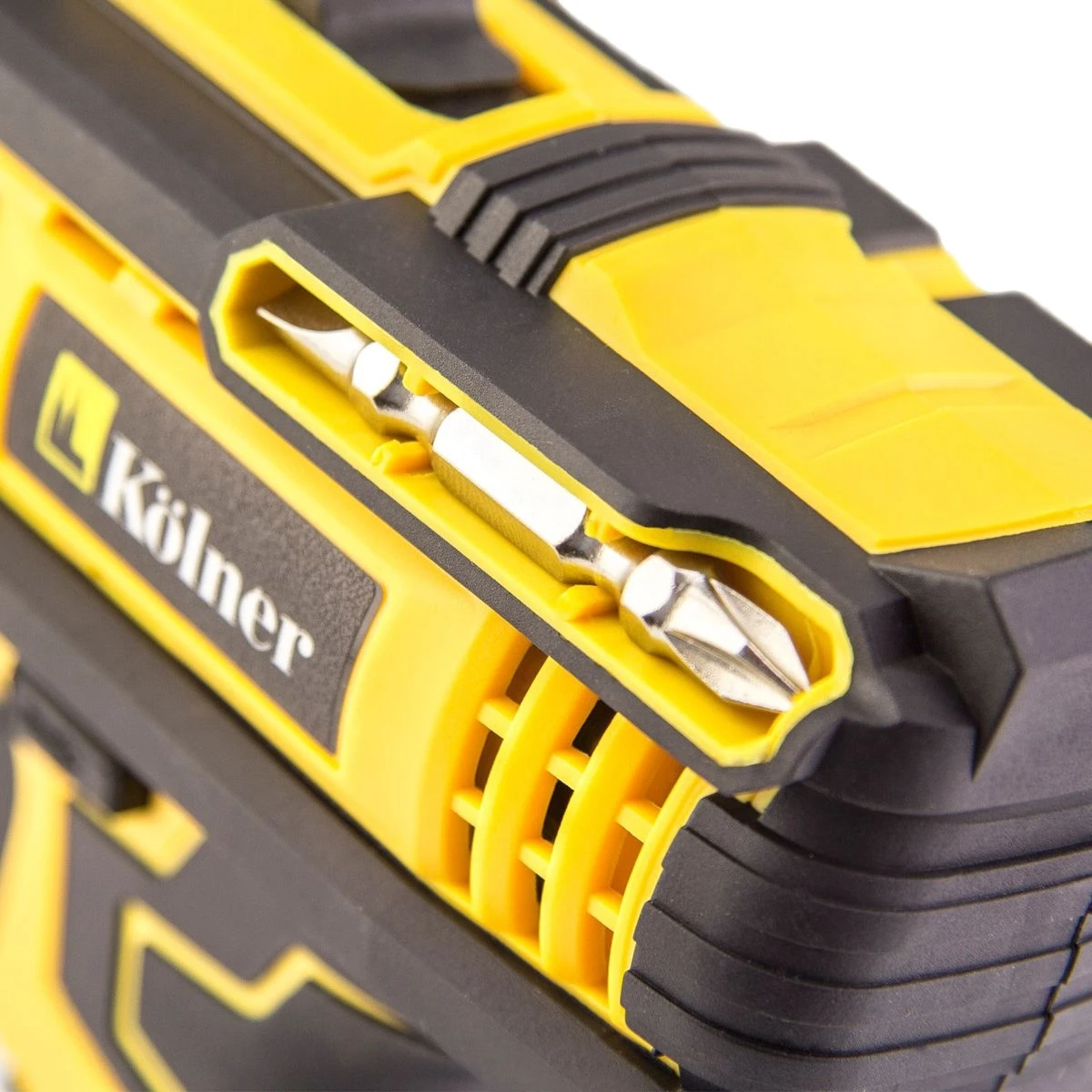 Дрель-шуруповерт аккумуляторная Kolner KCD 18/2-2L (18 В, подсветка рабочей зоны, реверс, крутящий момент 29 нм)