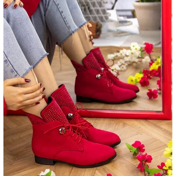 

Perla Red Suede Boots