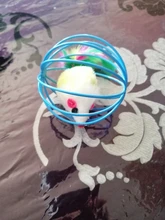 Juguete artificial de plástico para gatos y mascotas, palo con pluma de colores, varita con campana, jaula de ratón, señuelo, color al azar, 1 ud.