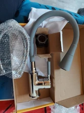 LEDEME-grifo de cocina giratorio de un solo orificio, mezclador de agua de goma de 360 grados, color blanco y negro, L4199