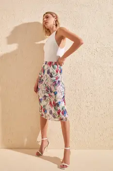

Trendyol Flower Printed Skirt TWOSS20ET0450