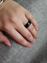 Modyle de los hombres de la moda de anillo de color negro titanio acabado mate clásico anillo de compromiso, joyería para hombre boda