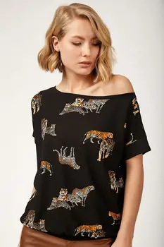 

Happiness ist. Women's Tiger Print Lycra Knitted Blouse TS00160