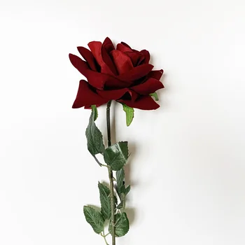 

Bouquet rosa from 75 cm in velvet Red color and white